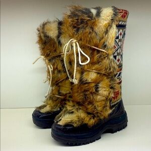 - MUK LUKS Women's Sesu Southwest Fairisle Tall Snow Boots w/the Furs 8